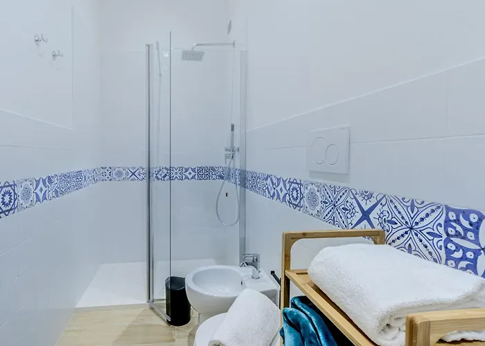 Artis Guest house 3*