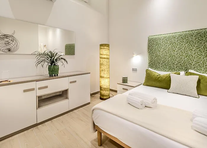 Guest house Artis 3*