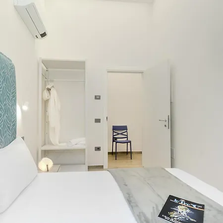 Estay - Artis